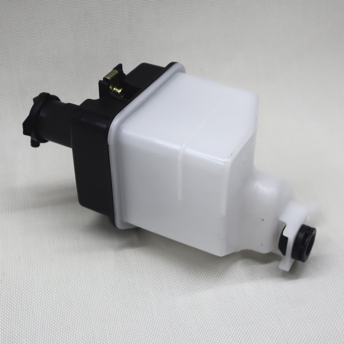 DEPOSITO DE ANTIGONGELANTE MAZDA 3 2.5L 19-23